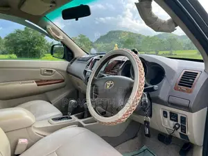 Toyota Hilux 2006 Pickup (Used)