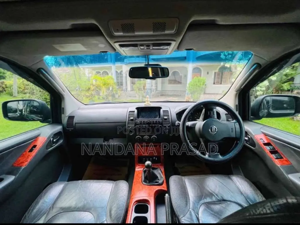 Nissan Navara Aventura 2008 Pickup (Used)