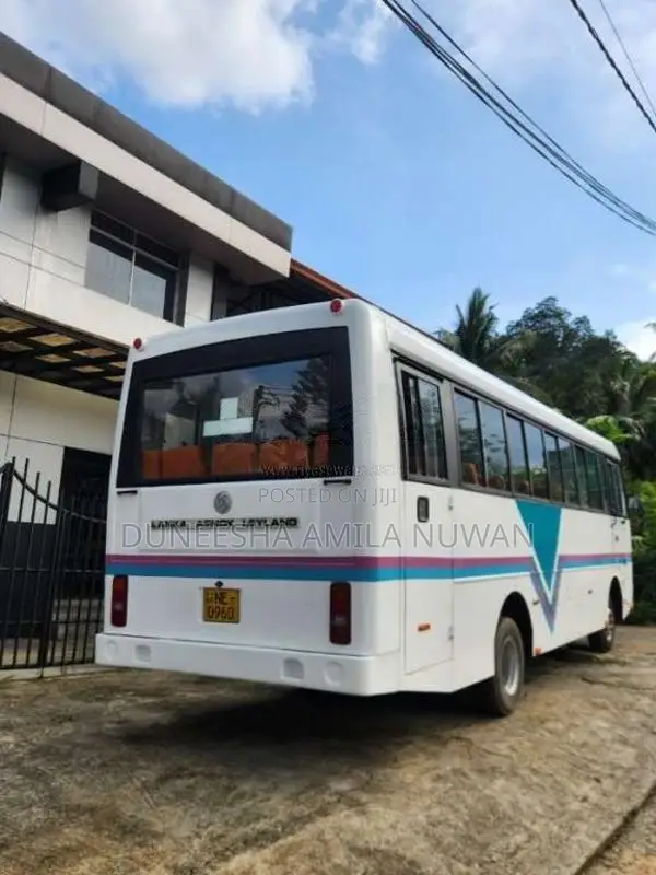 Ashok-Leyland Lynx 2017 Bus (Used)