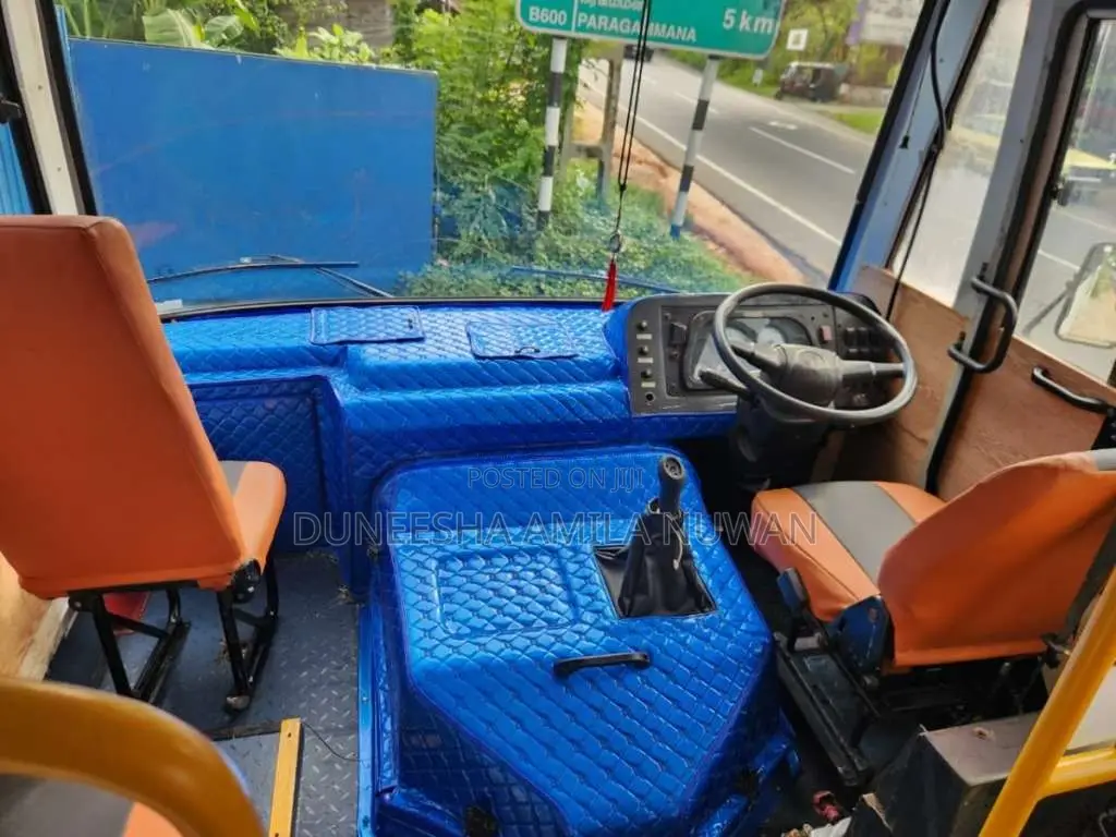 Ashok-Leyland Lynx 2017 Bus (Used)