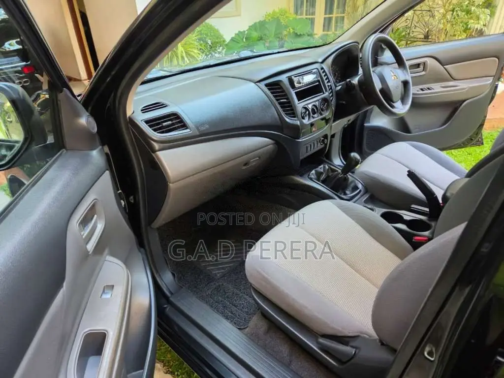 Mitsubishi L200 2016 Pickup (Used)
