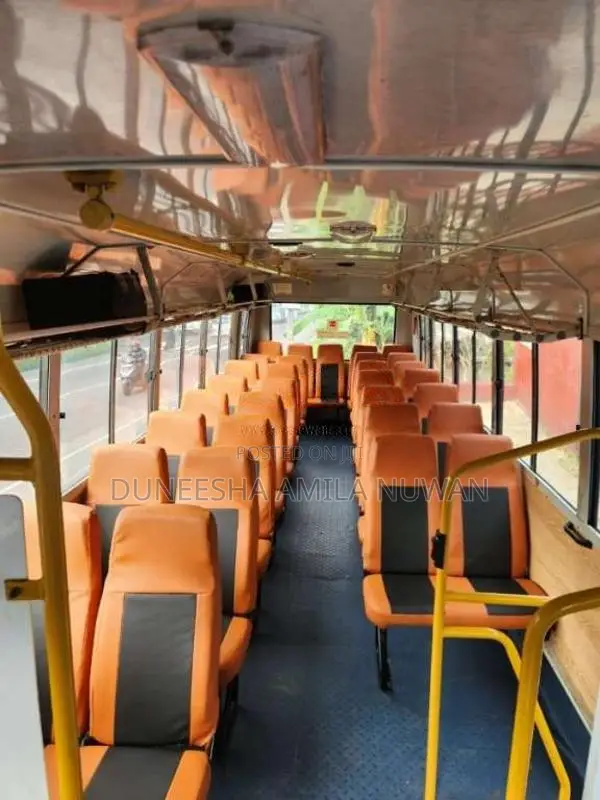 Ashok-Leyland Lynx 2017 Bus (Used)