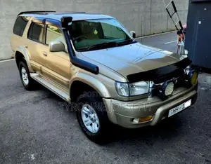 Toyota HILUX SURF SSR G 2000 Pickup (Used)