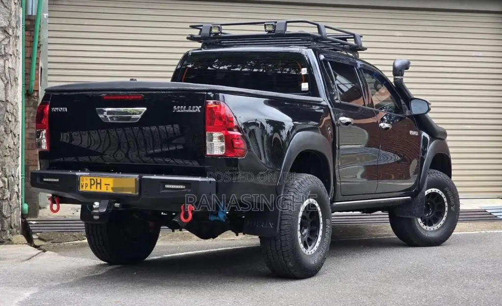 Toyota Hilux 2016 Pickup (Used)