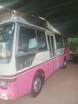 Mitsubishi Baby Rosa 1988 Bus (Used)