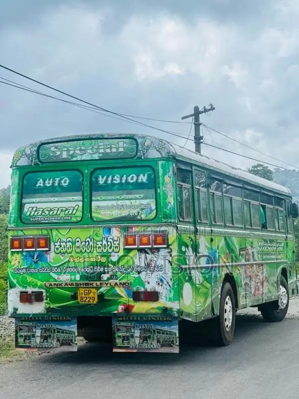 Ashok-Leyland Leyland 2002 Bus (Used)