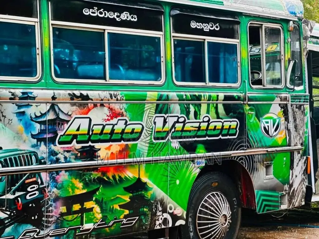 Ashok-Leyland Leyland 2002 Bus (Used)