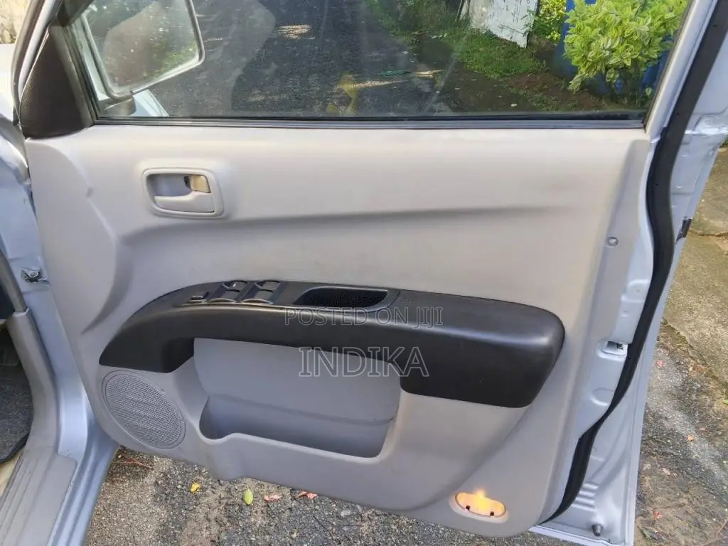 Mitsubishi L200 2012 Pickup (Used)