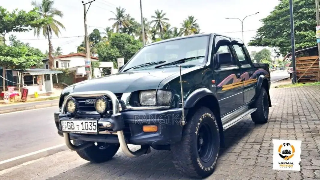 Isuzu Double Cab 2000 Pickup (Used)