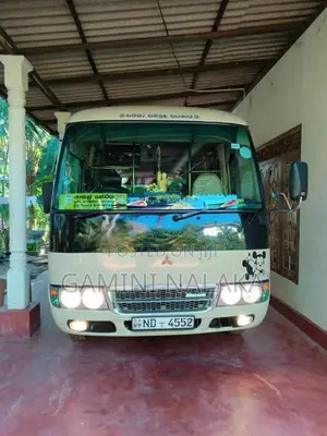 Mitsubishi Rosa 2004 Bus (Used)