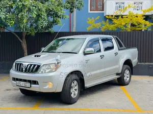 Toyota Hilux 2008 Pickup (Used)
