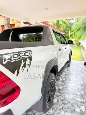 Toyota Hilux 2025 Pickup (Used)