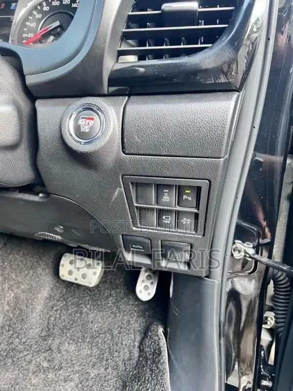 Toyota Hilux GR Sports 2023 Pickup (Used)
