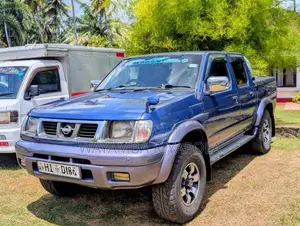 Nissan D22 1999 Pickup (Used)