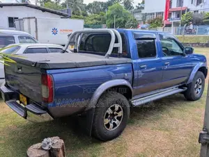 Nissan D22 1999 Pickup (Used)