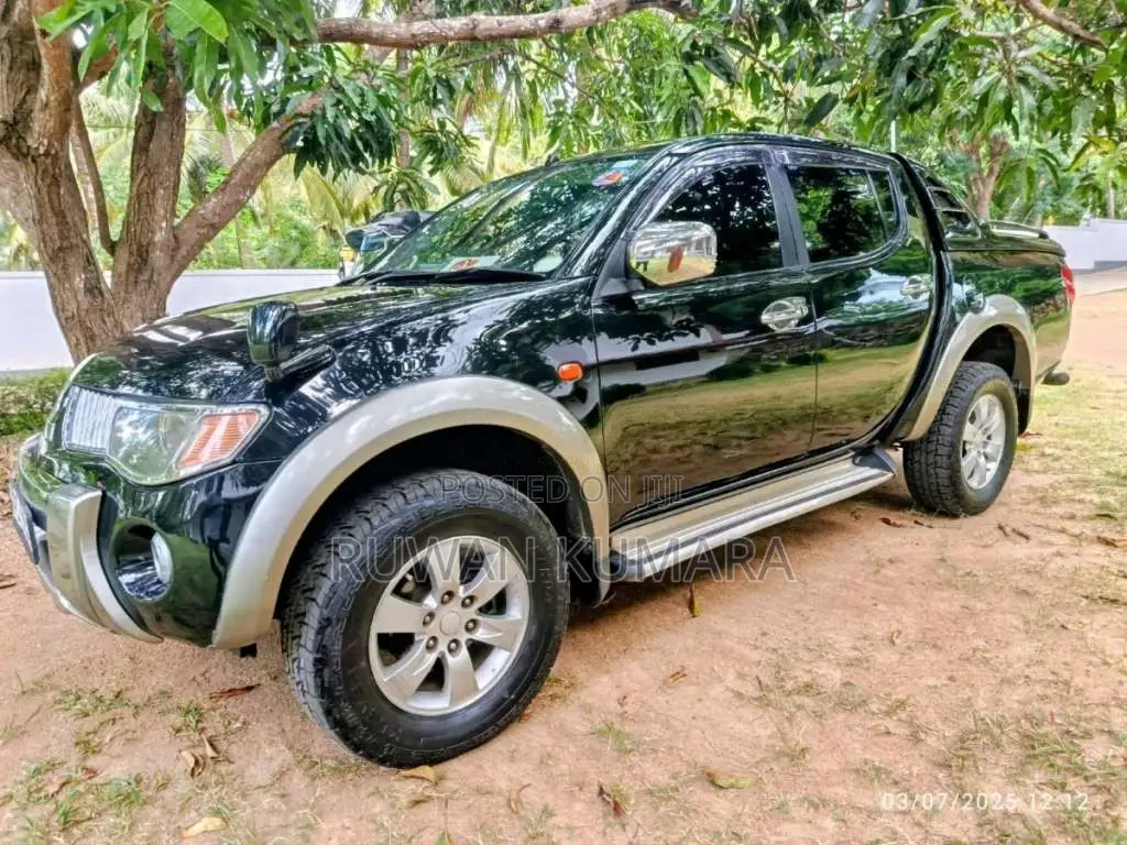 Mitsubishi L200 2007 Pickup (Used)