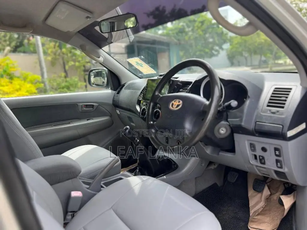 Toyota Hilux 2008 Pickup (Used)