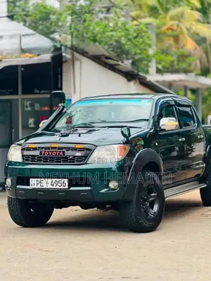 Toyota Hilux VIGO 2012 Pickup (Used)