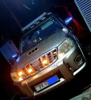 Toyota Hilux 2010 Pickup (Used)