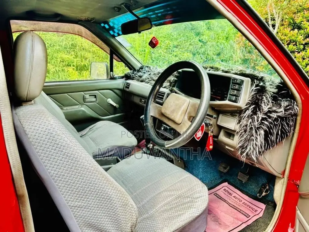 Isuzu Isuzu 1995 Pickup (Used)