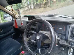 Nissan D21 1993 Pickup (Used)