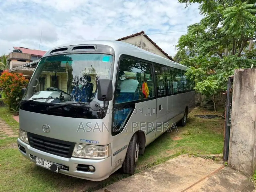 Toyota Coaster 2009 Bus (Used)