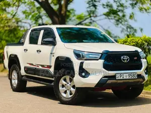 Toyota Hilux Rocco GR Sport 2018 Pickup (Used)