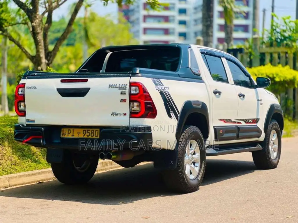 Toyota Hilux Rocco GR Sport 2018 Pickup (Used)