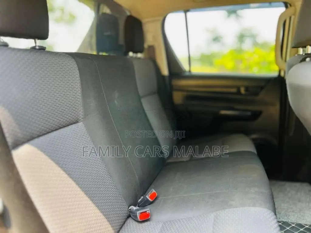 Toyota Hilux Rocco GR Sport 2018 Pickup (Used)