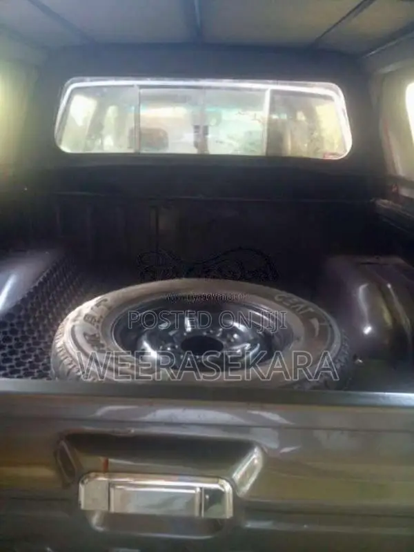 Toyota Double Cab 1988 Pickup (Used)