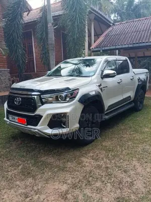Toyota Hilux Revo Rocco 2017 Pickup (Used)