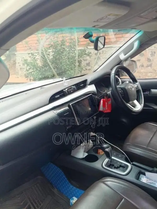 Toyota Hilux Revo Rocco 2017 Pickup (Used)