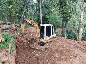 Komatsu PC30 Excavator 2010 Heavy-Duty (Used)