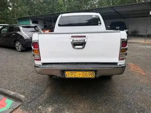 Toyota Hilux Vigo 2006 Pickup (Used)