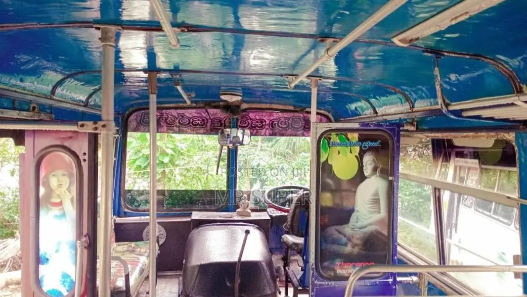 Ashok-Leyland SUPER COMET 1996 Bus (Used)