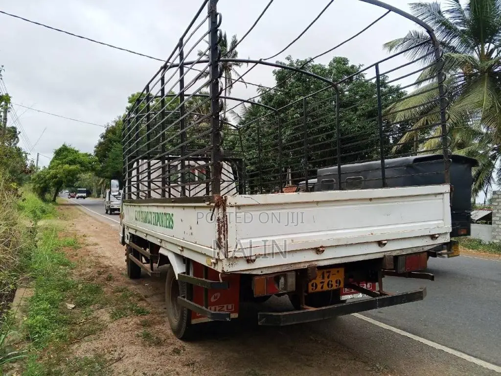 Isuzu 4BE1 1990 Lorry (Used)
