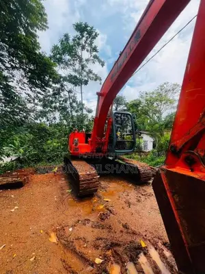 Hitachi Ex 120-3 2016 Heavy-Duty (Used)