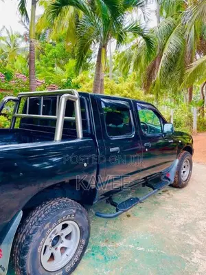 Nissan D22 2006 Pickup (Used)