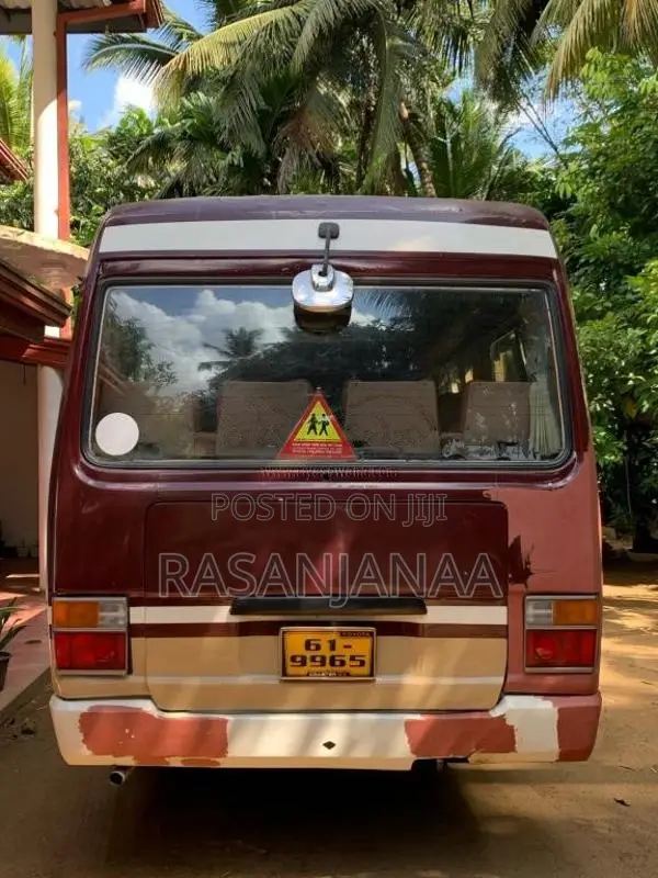 Toyota Coaster 1986 Bus (Used)