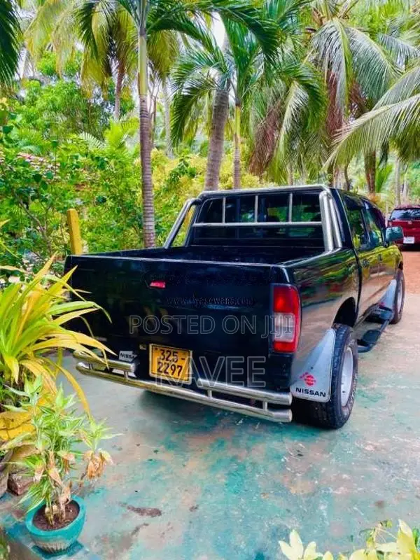 Nissan D22 2006 Pickup (Used)