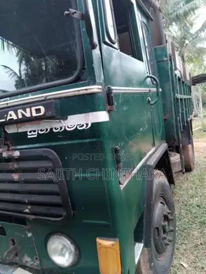 Ashok-Leyland Tipper 1998 Lorry (Used)