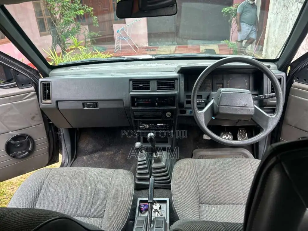 Nissan D-21 4X4 DOUBLE 1988 Pickup (Used)