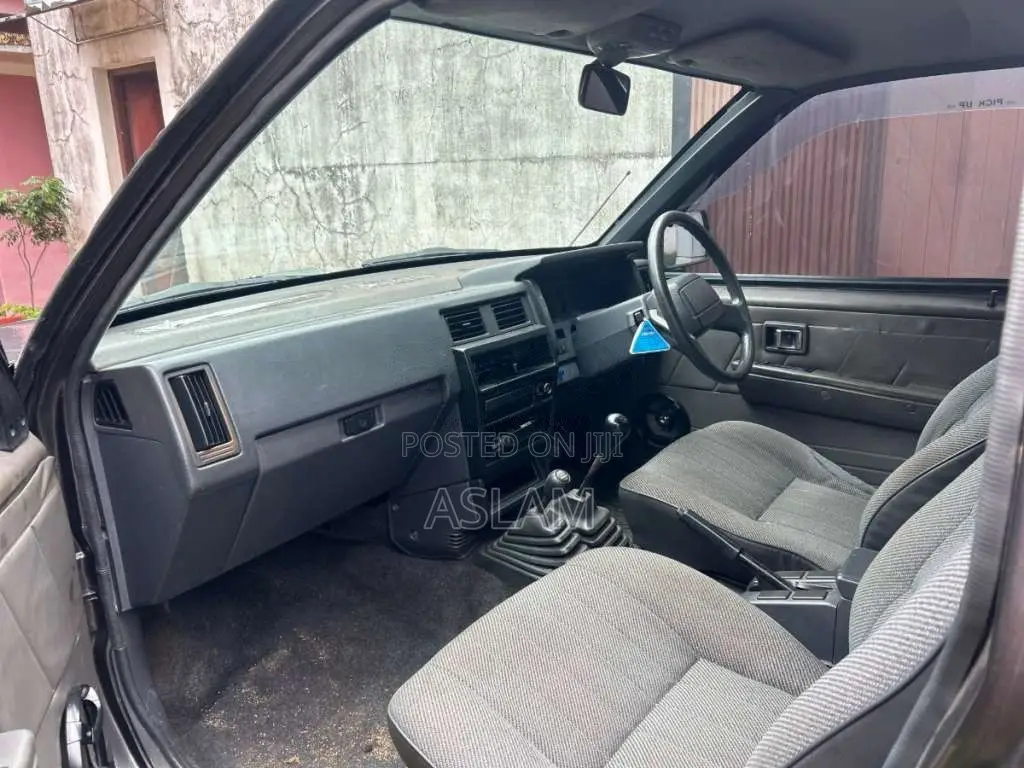 Nissan D-21 4X4 DOUBLE 1988 Pickup (Used)