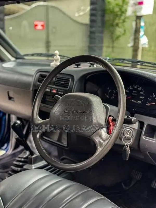 Nissan D21 1994 Pickup (Used)