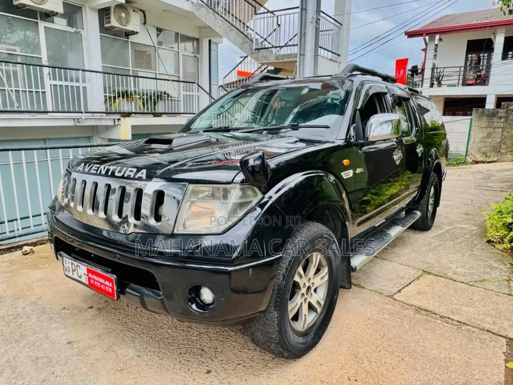 Nissan Navara 2011 Pickup (Used)