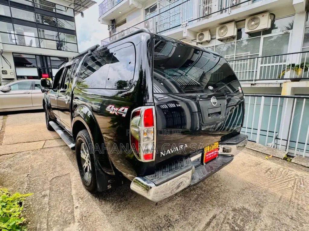 Nissan Navara 2011 Pickup (Used)