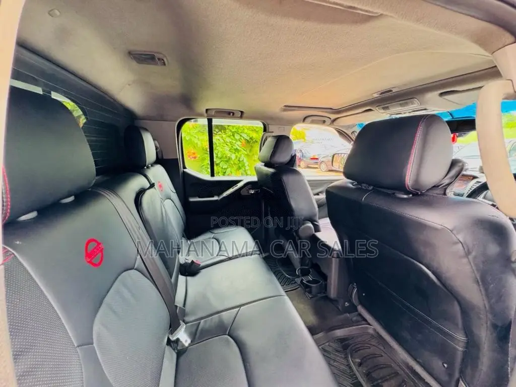 Nissan Navara 2011 Pickup (Used)
