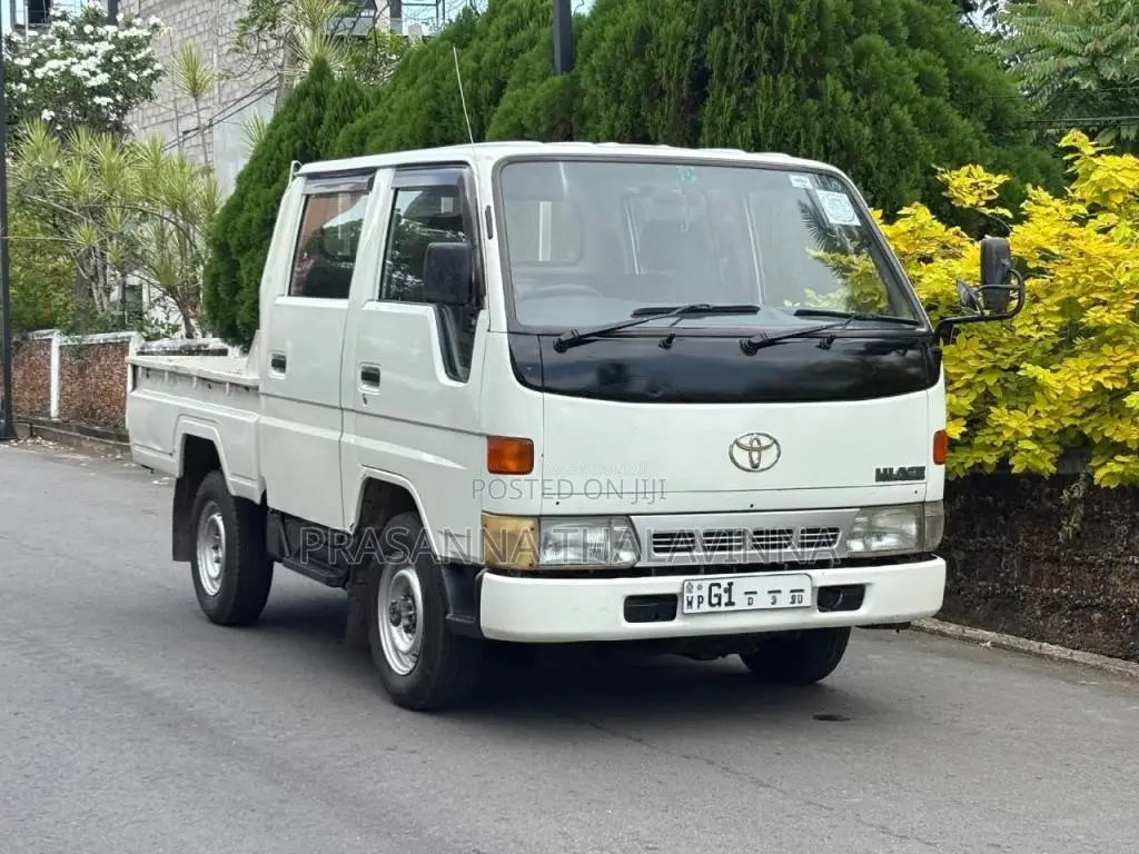 Toyota CrewCab 1996 Crew Cab (Used)