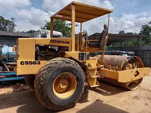 CAT Rolla T10CS 563 2000 Heavy-Duty (Used)