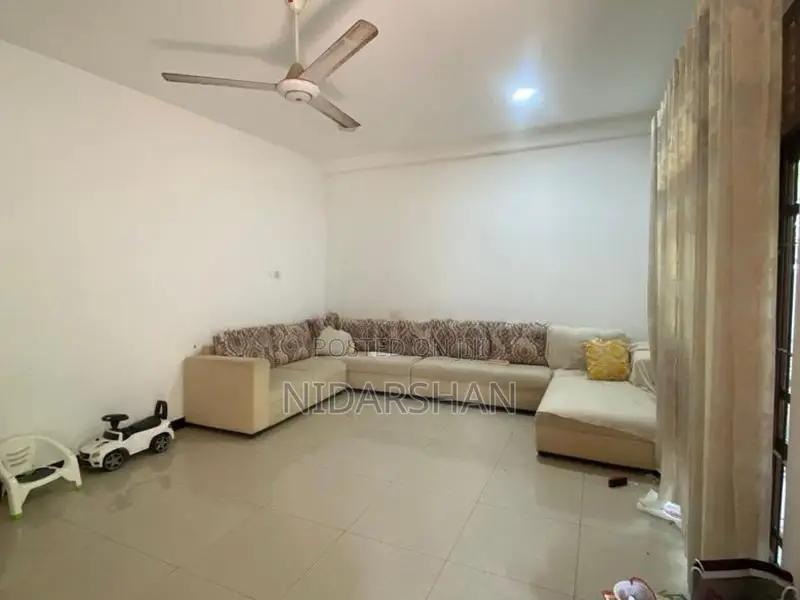 Spacious Modern House for sale Kesbewa